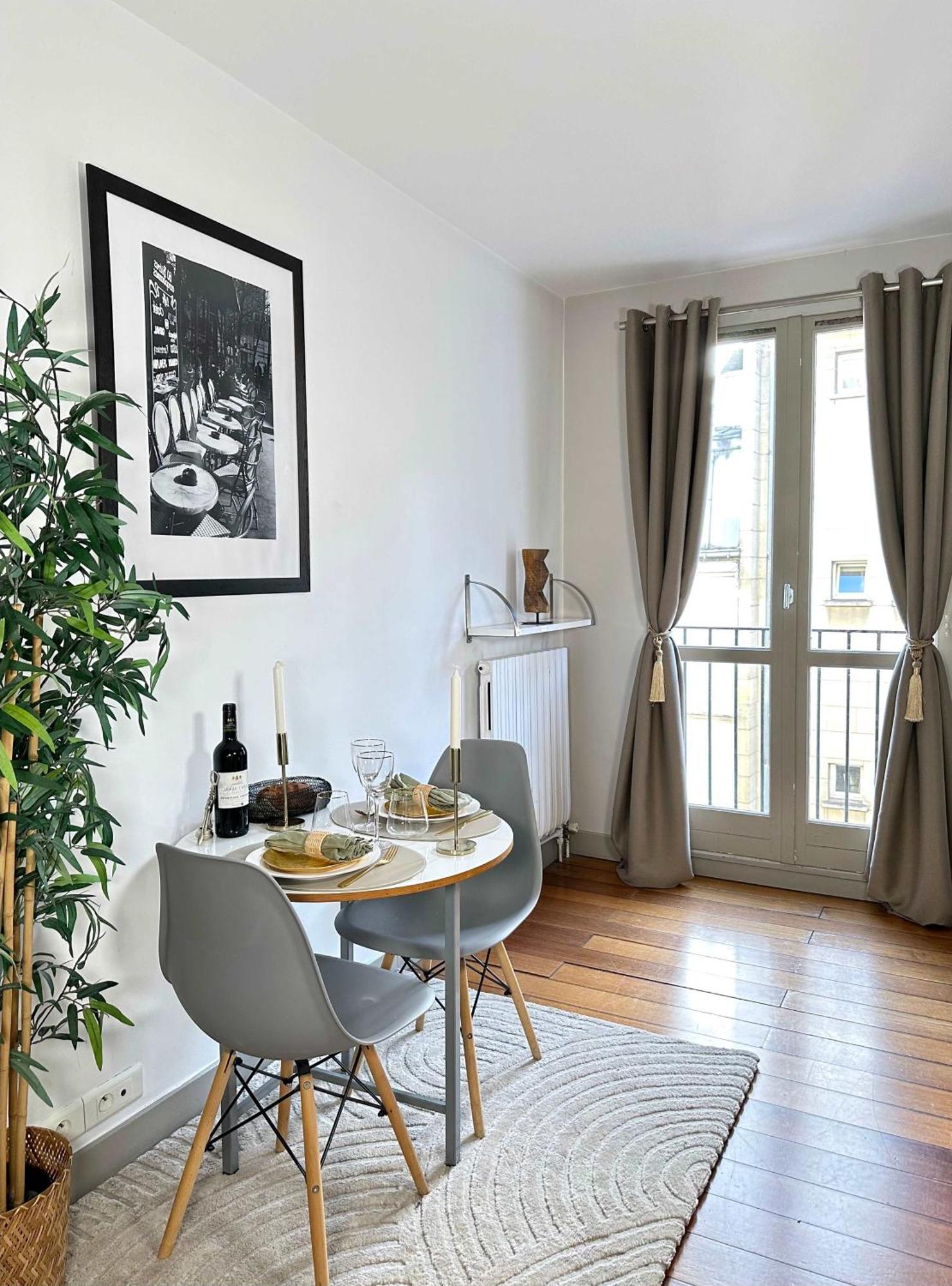 Beautiful Calm Studio In Le Marais Parijs Buitenkant foto